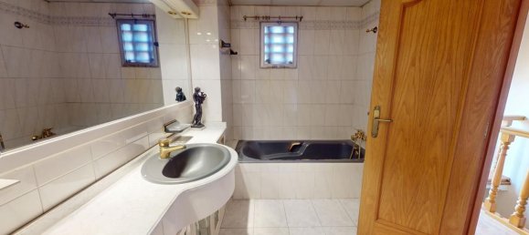 Casa T4 em Zaragoza, Spain N.º 65070 40