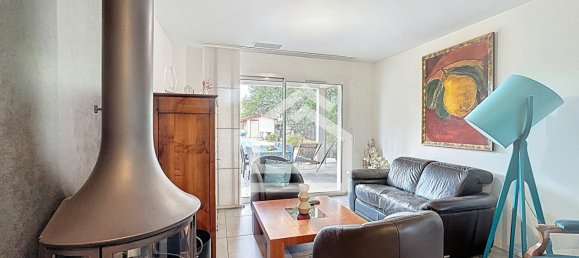 3 bedrooms House in Saint-Medard-en-Jalles, France No. 361880 3