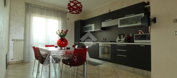 2 Schlafzimmer Wohnung in Montalto Uffugo, Italy, Nr. 62179 5