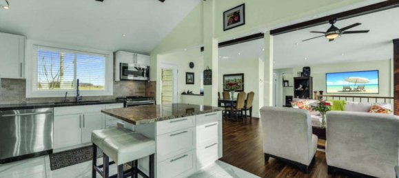 3 bedrooms House in Selkirk, Canada No. 546 12