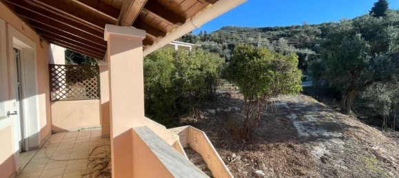 Propiedad comercial de 5 dormitorios en Corfu, Greece No. 2302 25