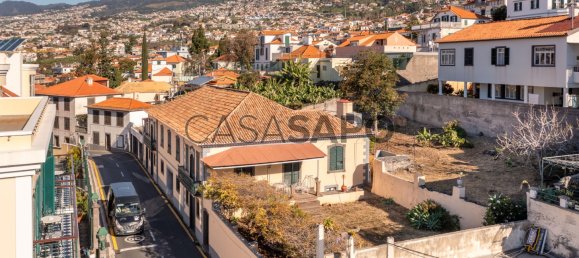 4 bedrooms House in Funchal, Portugal No. 139978 3