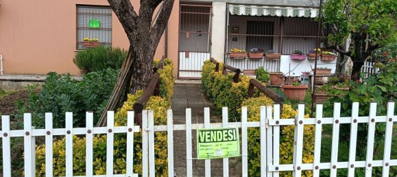 5 rooms Apartment in Castelraimondo, Italy No. 254675 12