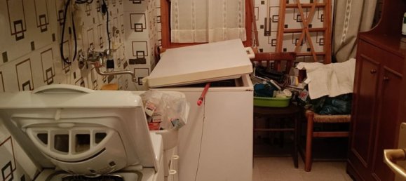 5 rooms Apartment in Castelraimondo, Italy No. 254675 8