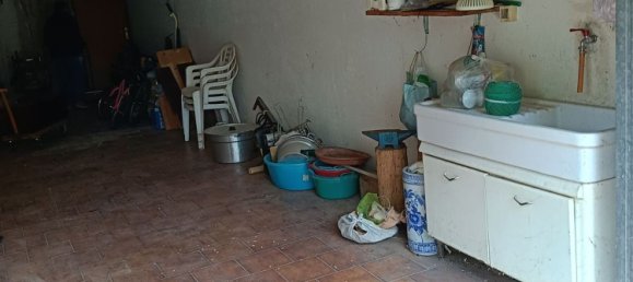 5 rooms Apartment in Castelraimondo, Italy No. 254675 11