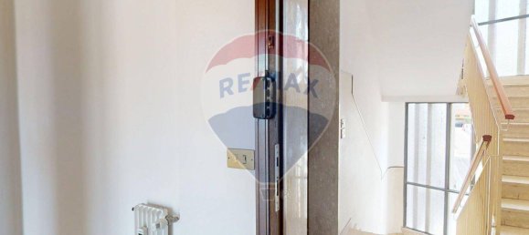 2 bedrooms Apartment in Padua, Italy No. 292971 2