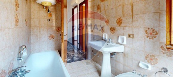 2 bedrooms Apartment in Padua, Italy No. 292971 15