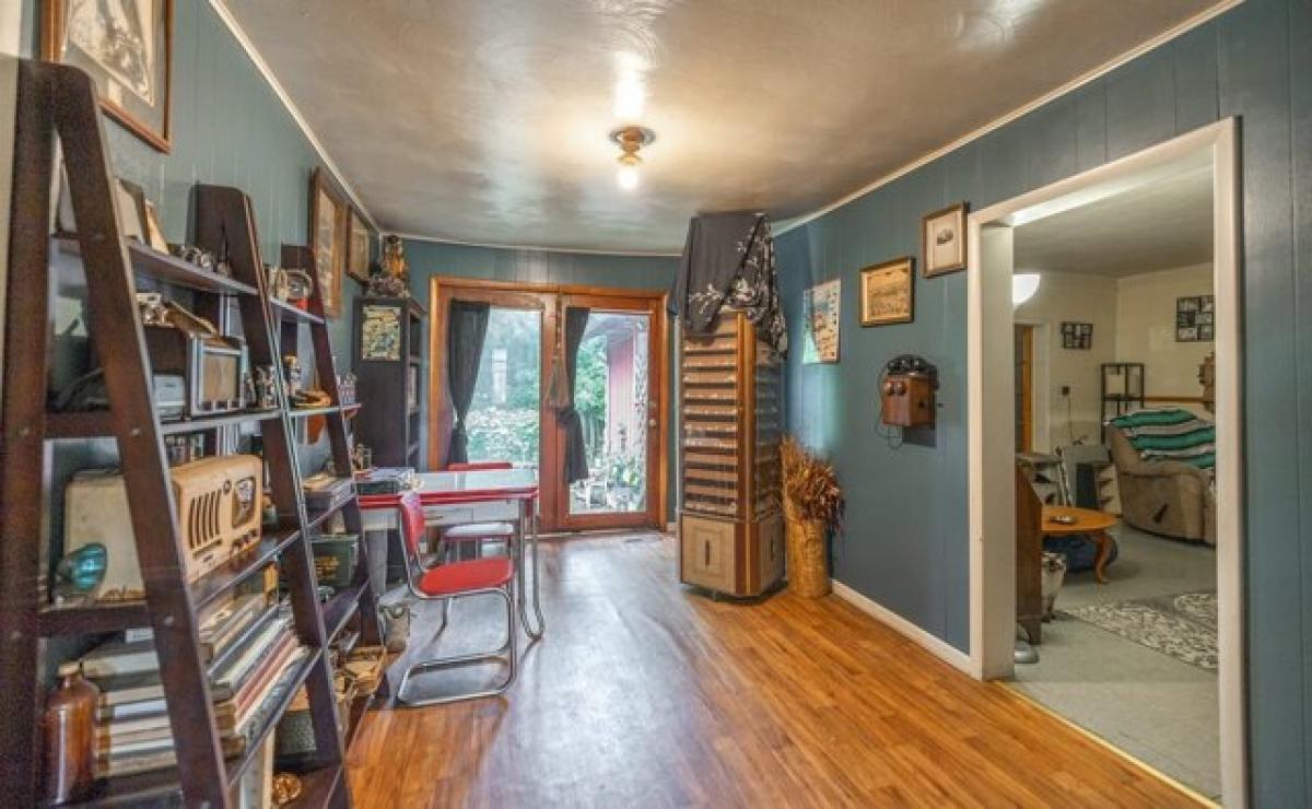  Land in Edgar Springs, USA No. 548628