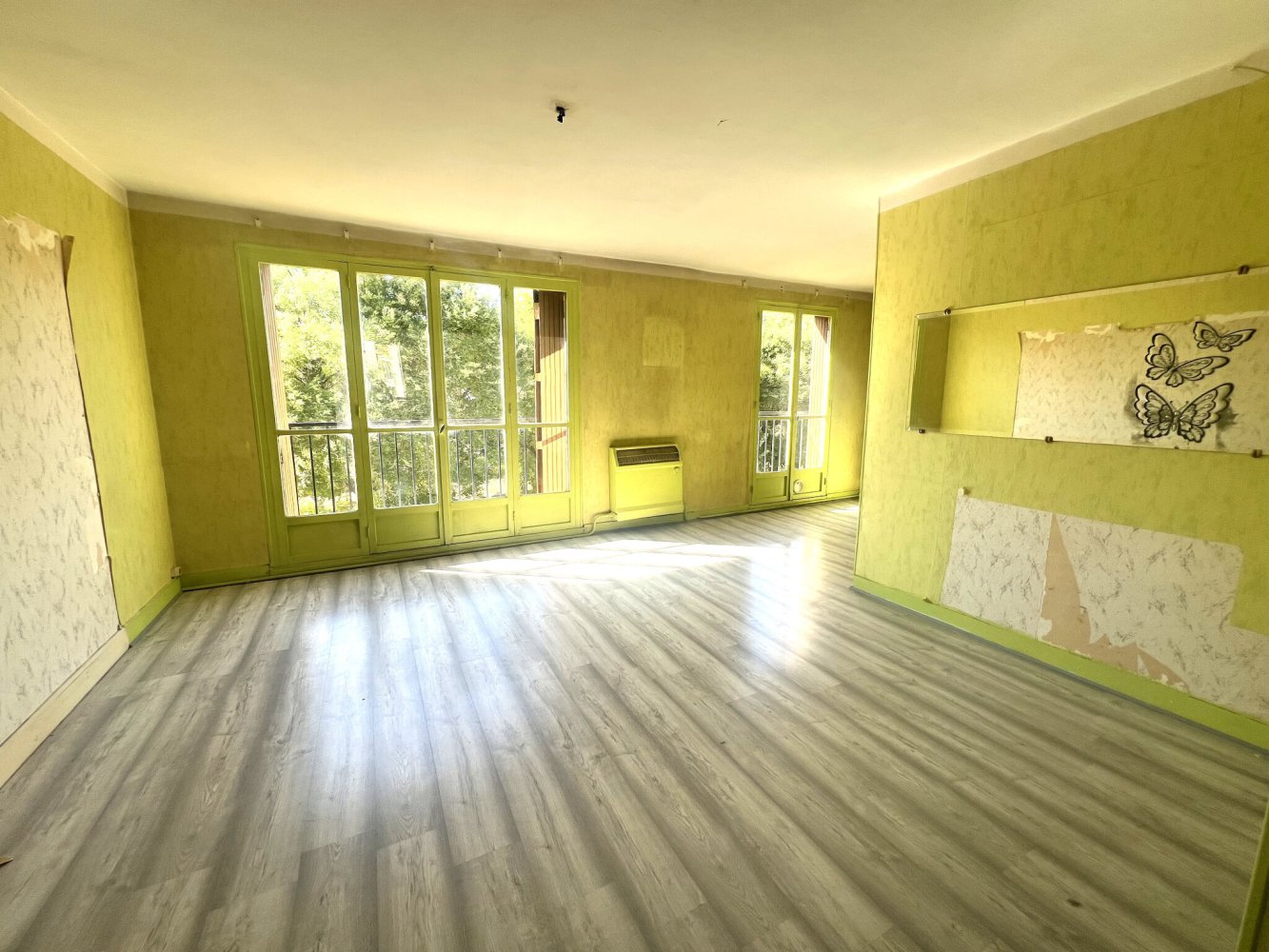 2 bedrooms Apartment in Aubagne, France No. 294258