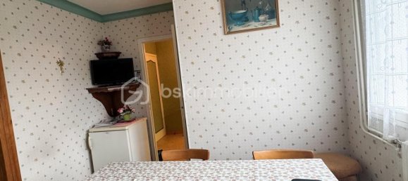 Casa T3 em Saint-Pierre-la-Cour, France N.º 96508 3