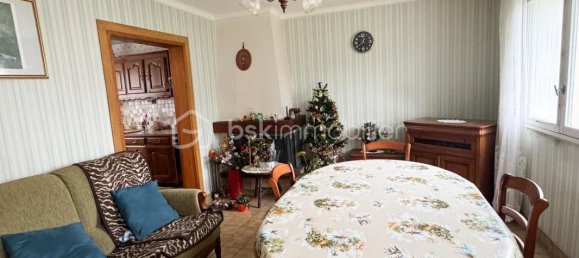 Casa T3 em Saint-Pierre-la-Cour, France N.º 96508 4