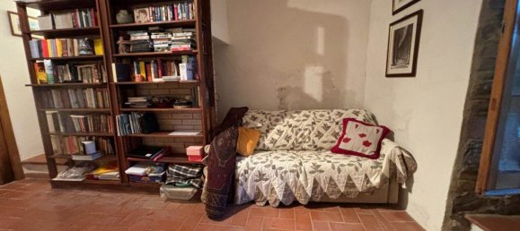 Квартира с 4 комнатами в Мальяно ин Тоскана, Италия № 221703 12