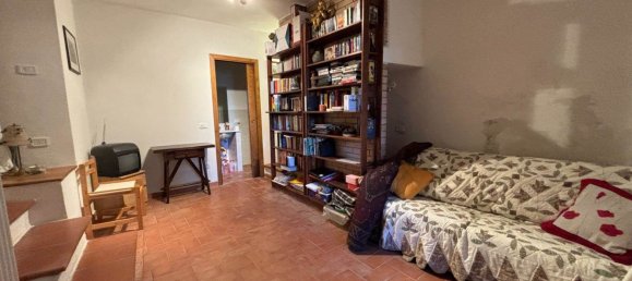 Квартира с 4 комнатами в Мальяно ин Тоскана, Италия № 221703 13