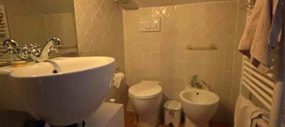 Квартира с 4 комнатами в Мальяно ин Тоскана, Италия № 221703 9