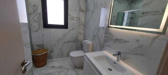 4 Schlafzimmer Villa in Germasogeia, Cyprus, Nr. 6984 14