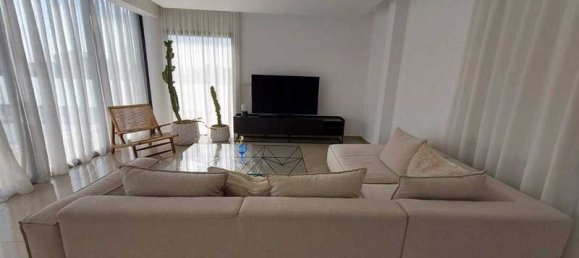 4 Schlafzimmer Villa in Germasogeia, Cyprus, Nr. 6984 10