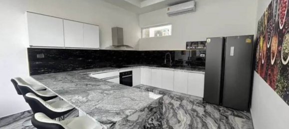 6 bedrooms House in Pattaya, Thailand No. 26424 7