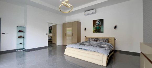 6 bedrooms House in Pattaya, Thailand No. 26424 13