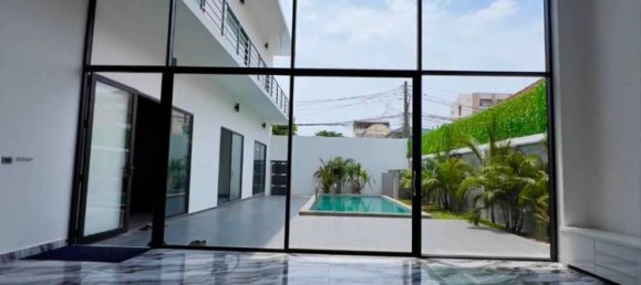 6 bedrooms House in Pattaya, Thailand No. 26424 4