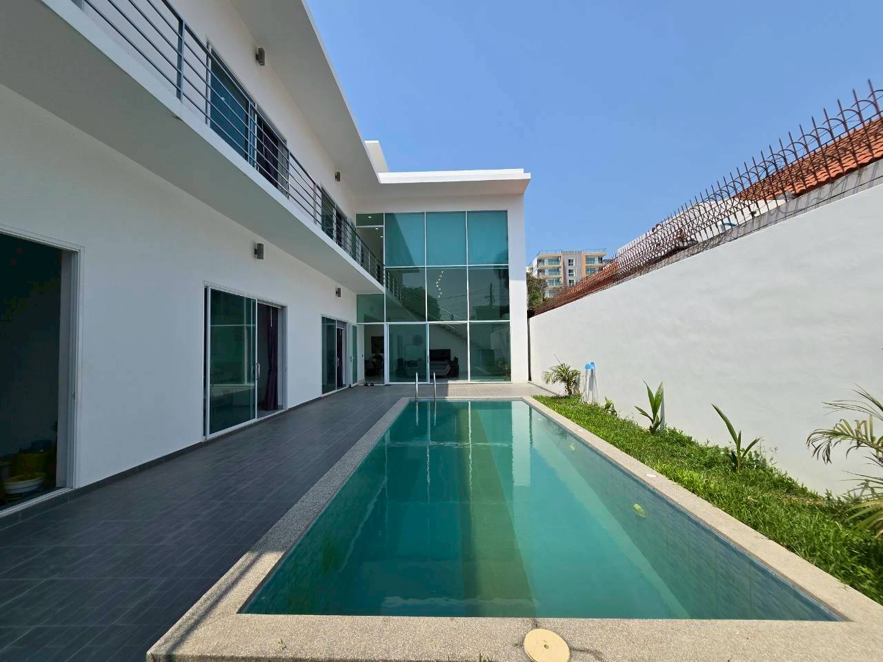Moradia T6 em Pattaya, Thailand N.º 26424