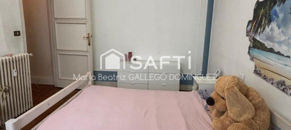 4 bedrooms Apartment in Vigo, Spain No. 190356 24