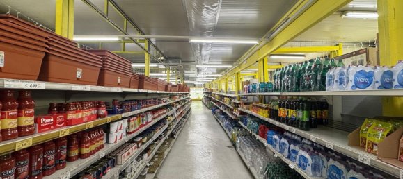 Propiedad comercial en Trieste, Italy 1360 m² No. 356972 7