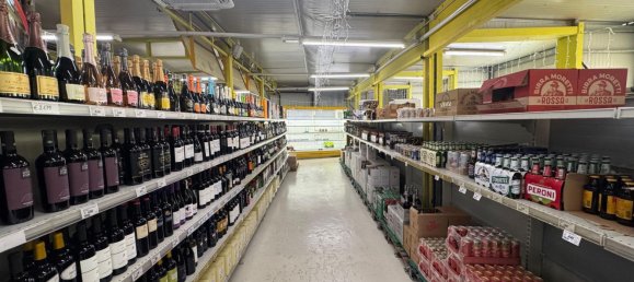 Propiedad comercial en Trieste, Italy 1360 m² No. 356972 4