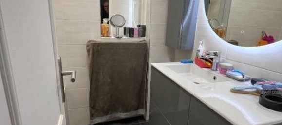 2 chambres Appartement à Bourges, France No. 158832 8