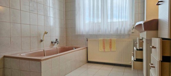 3غرفة منزل في Kottingbrunn, Austria رقم 90172 11