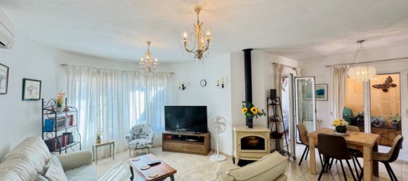 3 bedrooms House in Alicante, Spain No. 191229 2