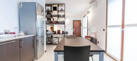 2 bedrooms Apartment in Rozzano, Italy No. 338749 9