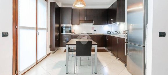 2 bedrooms Apartment in Rozzano, Italy No. 338749 6