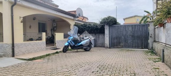 4 Schlafzimmer Villa in Catanzaro, Italy, Nr. 36627 4