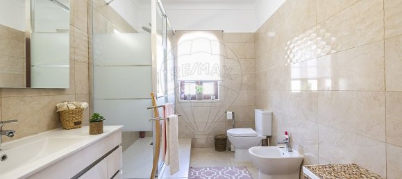 4 bedrooms House in Juncal, Portugal No. 28997 22