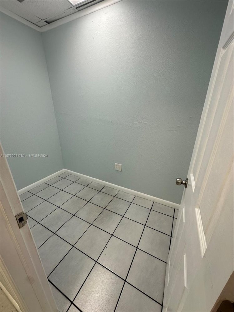 Geschäft in Miami, USA, Nr. 613672