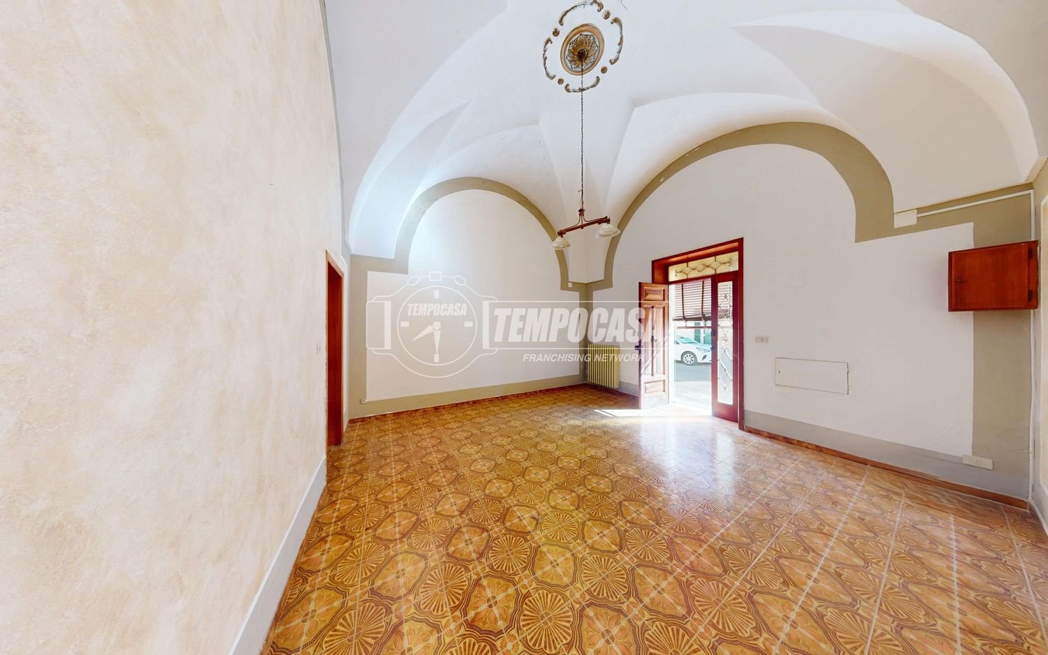 4-salle Maison à Maglie, Italy No. 301142