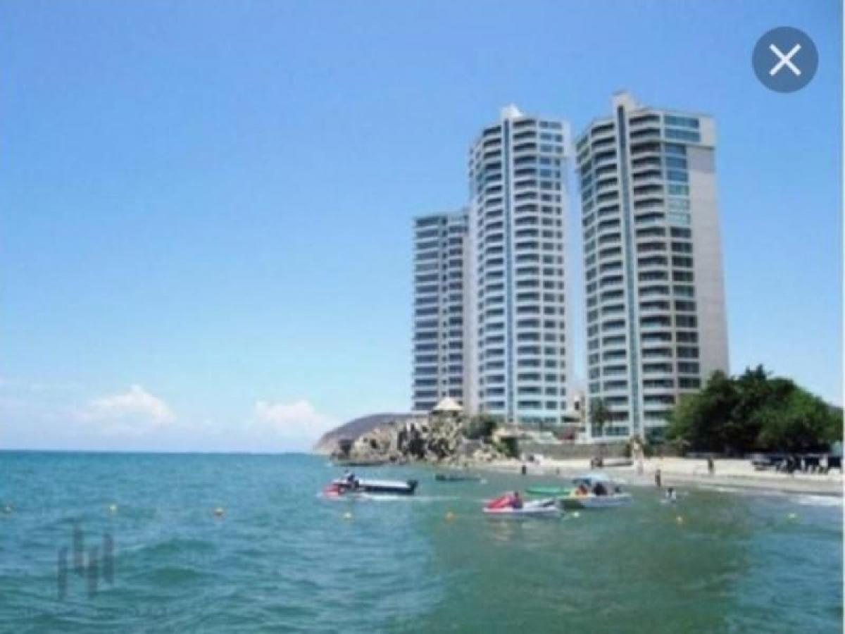 Casa de 2 dormitorios en Guadalajara de Buga, Colombia No. 6456