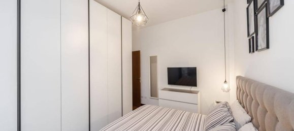 3-salle Appartement à Monza, Italy No. 41392 19