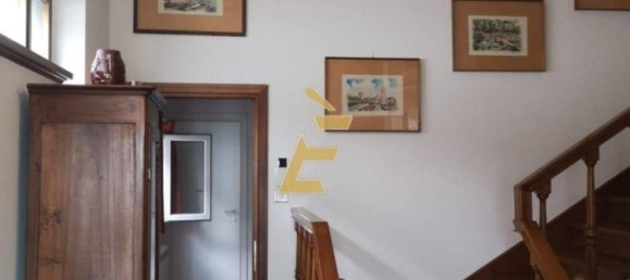 4 bedrooms Villa in Viareggio, Italy No. 67992 8