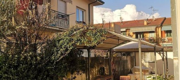 4 bedrooms Villa in Viareggio, Italy No. 67992 2