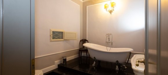 4 Schlafzimmer Wohnung in Florence, Italy, Nr. 195304 11