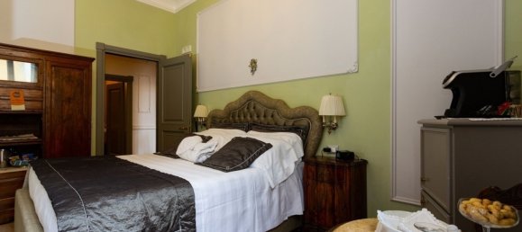 4 Schlafzimmer Wohnung in Florence, Italy, Nr. 195304 8