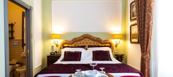 4 Schlafzimmer Wohnung in Florence, Italy, Nr. 195304 20