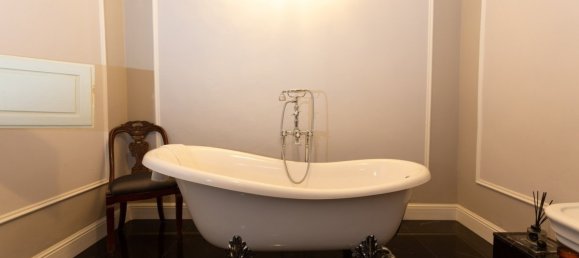 4 Schlafzimmer Wohnung in Florence, Italy, Nr. 195304 22