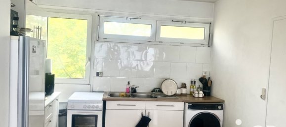 Apartamento de 2 dormitorios en Tourcoing, France No. 210907 4