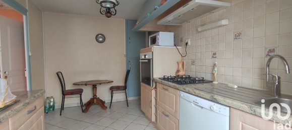 Casa T4 em Saint-Maixent-l'Ecole, France N.º 321050 10