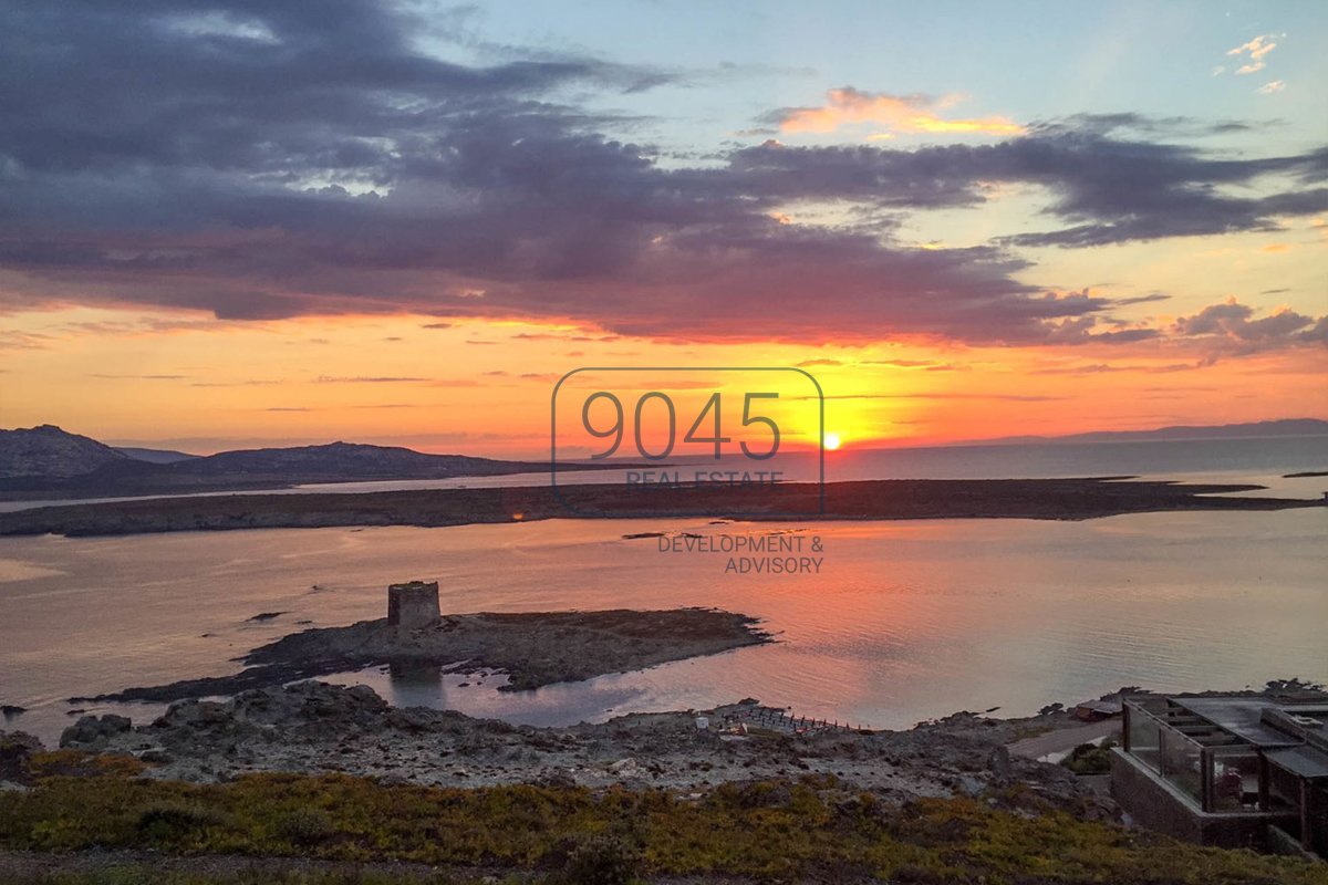 4 bedrooms Villa in Stintino, Italy No. 404434