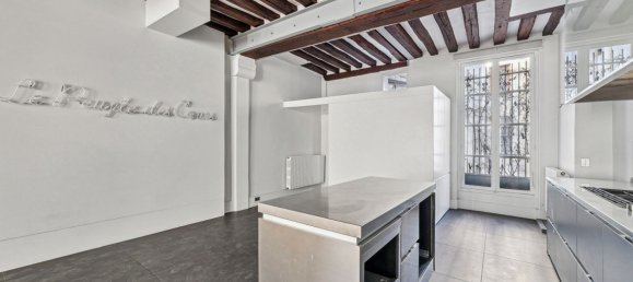 1 bedroom Duplex in Paris, France No. 293251 8