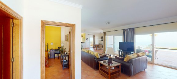 3 bedrooms Villa in Algarrobo, Spain No. 180952 8