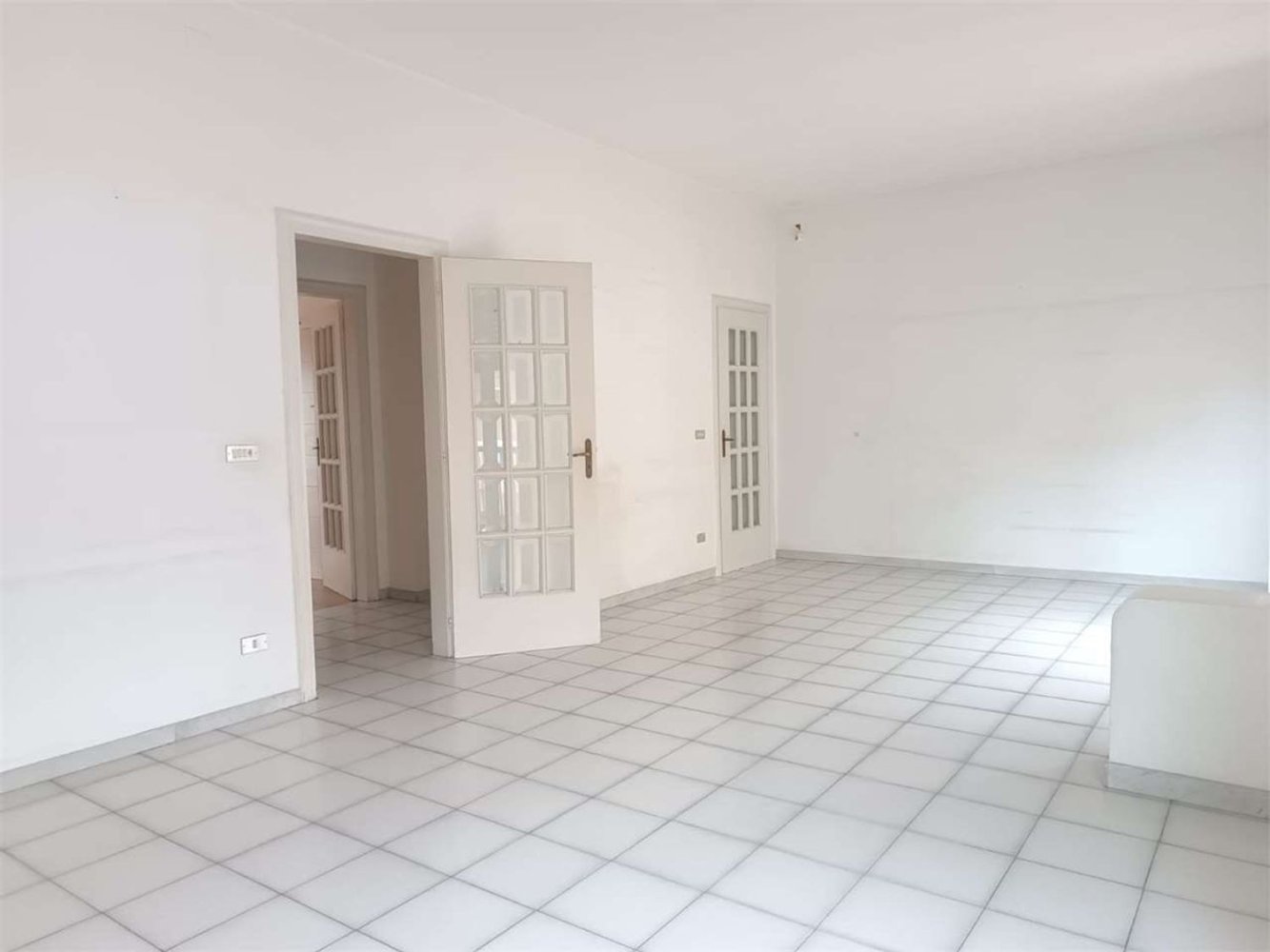 4غرفة شقة في Bitonto, Italy رقم 109057